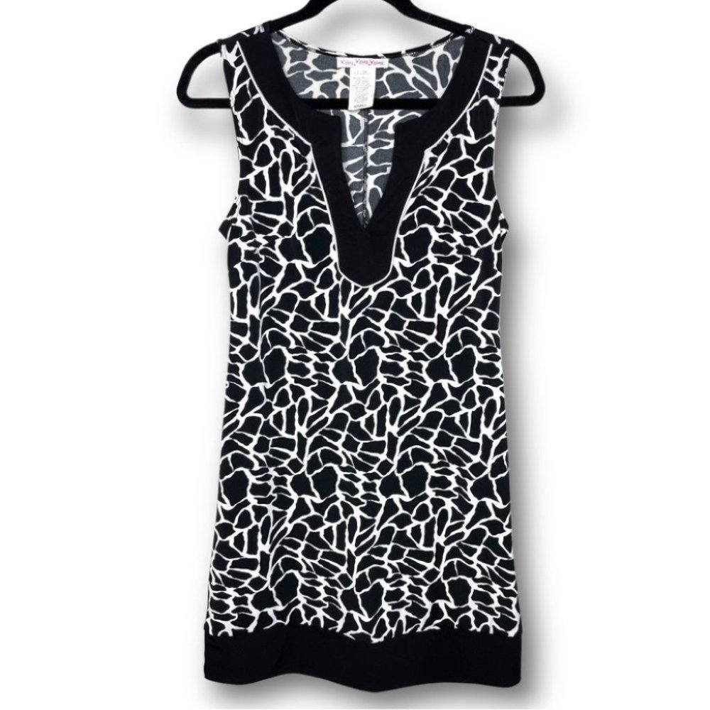 Vintage Y2K Wishes Wishes Wishes Small Black White Giraffe Print Shift Dress 70s